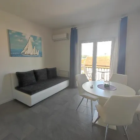 Apartment Providenca - - Close To Trogir
