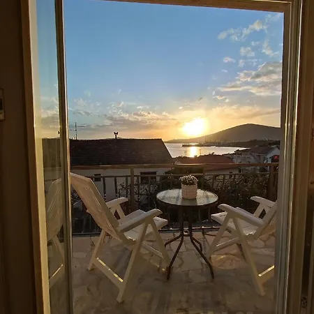 Providenca - - Close To Daire