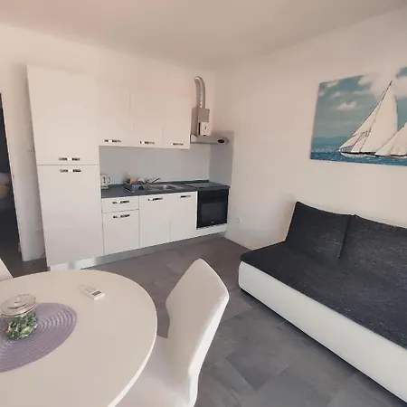 Providenca - - Close To Apartment Trogir